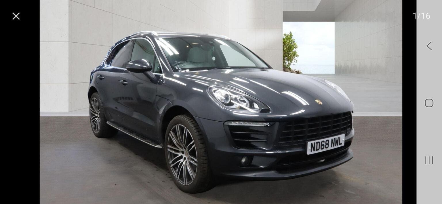 2018 Porsche Macan 2.0T PDK 4WD Euro 6 (s/s) 5dr in grey — photo 1 of 8
