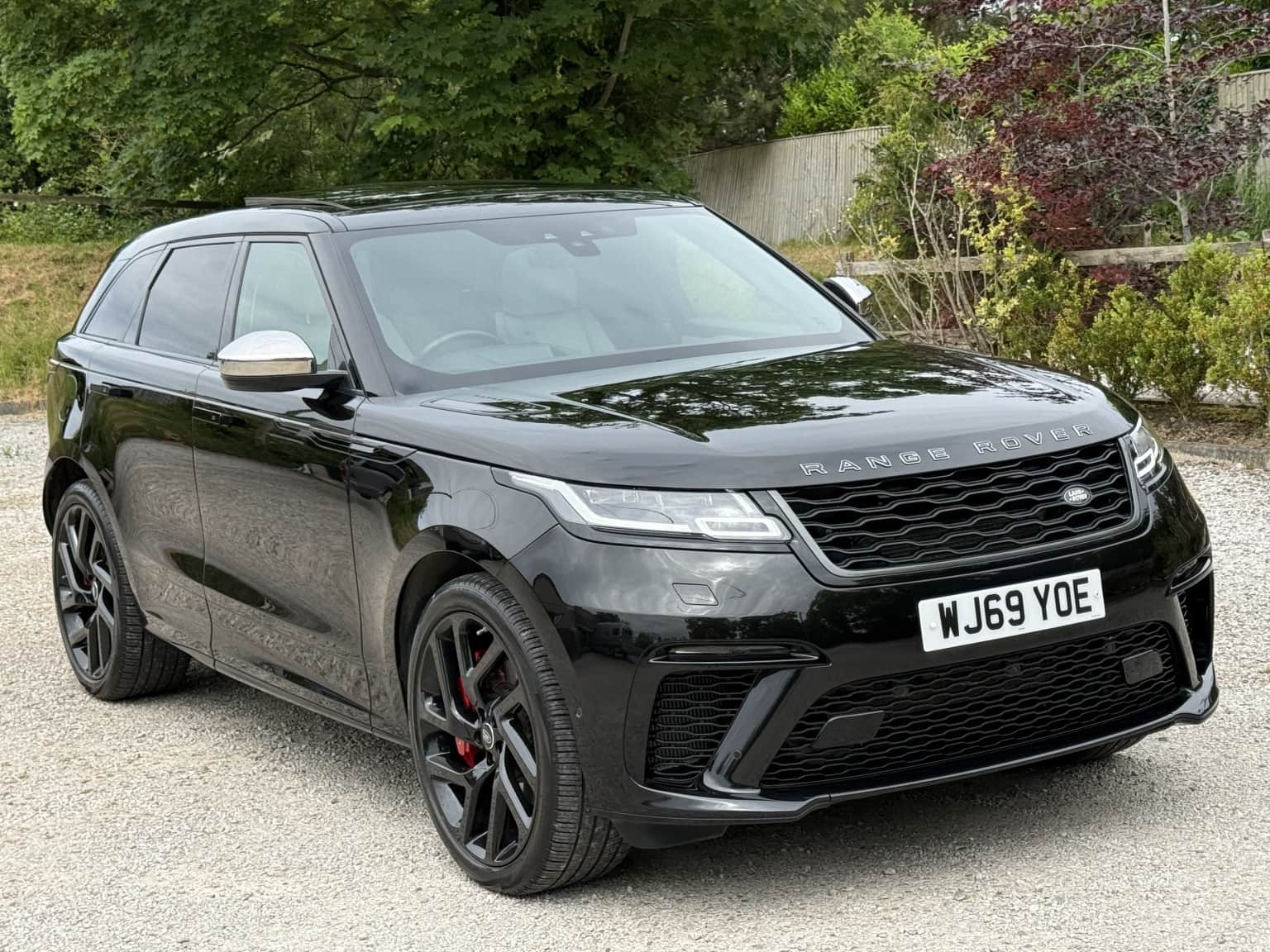 Land Rover Range Rover Velar - image 1 of 35