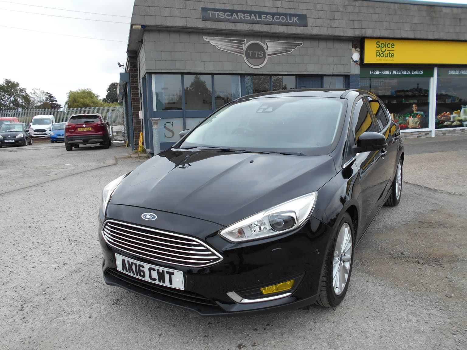 Ford Focus - image 1 of 27
