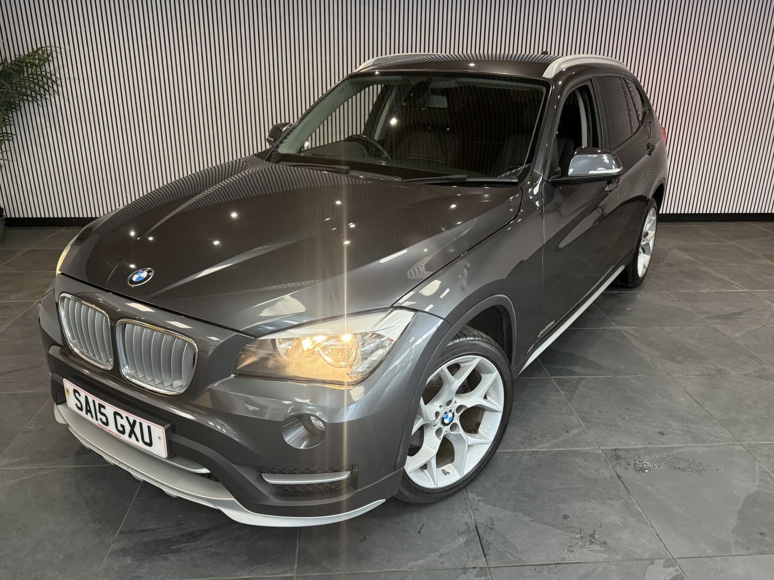 BMW X1 - image 1 of 22