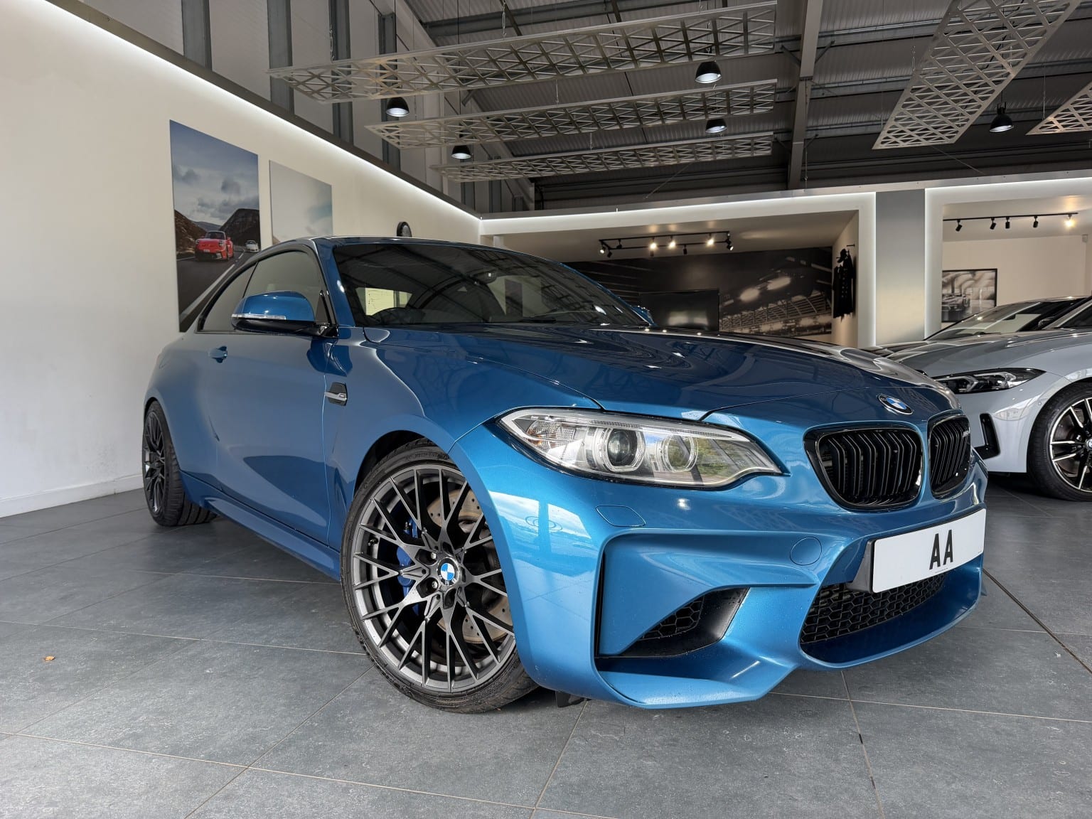 BMW M2 - image 1 of 36