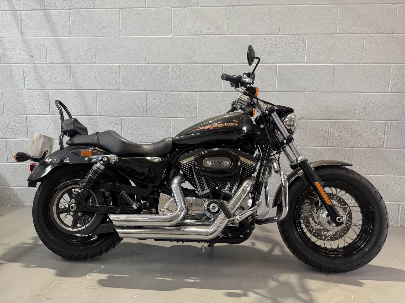 Harley-Davidson Sportster - image 1 of 21