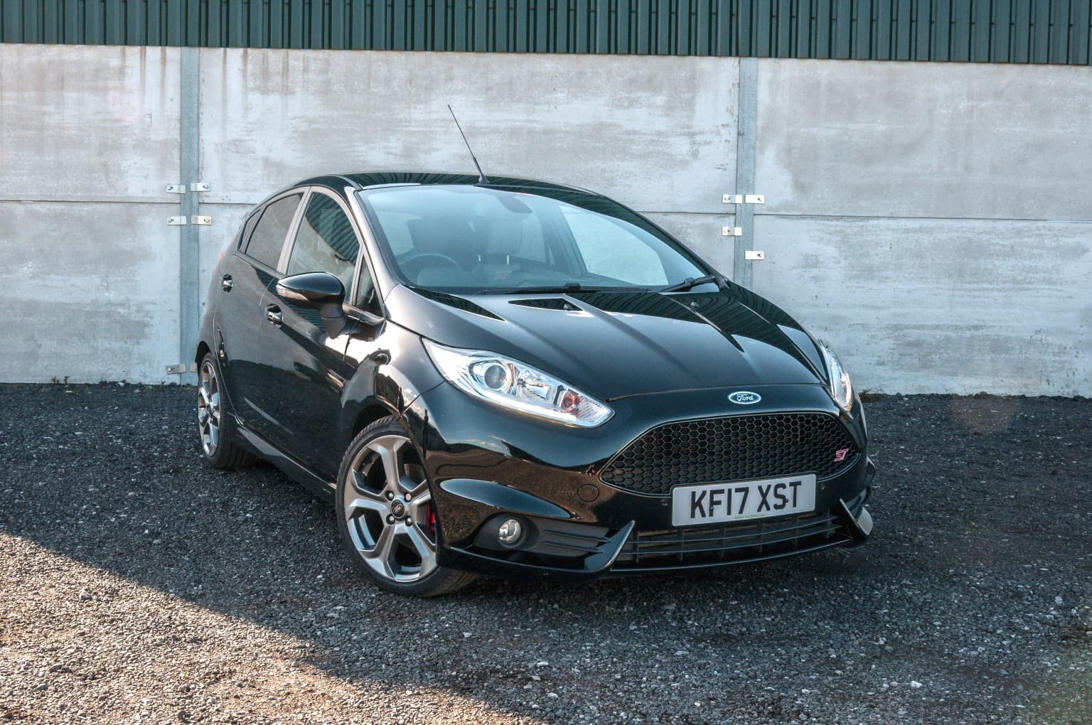 Ford Fiesta - image 1 of 6