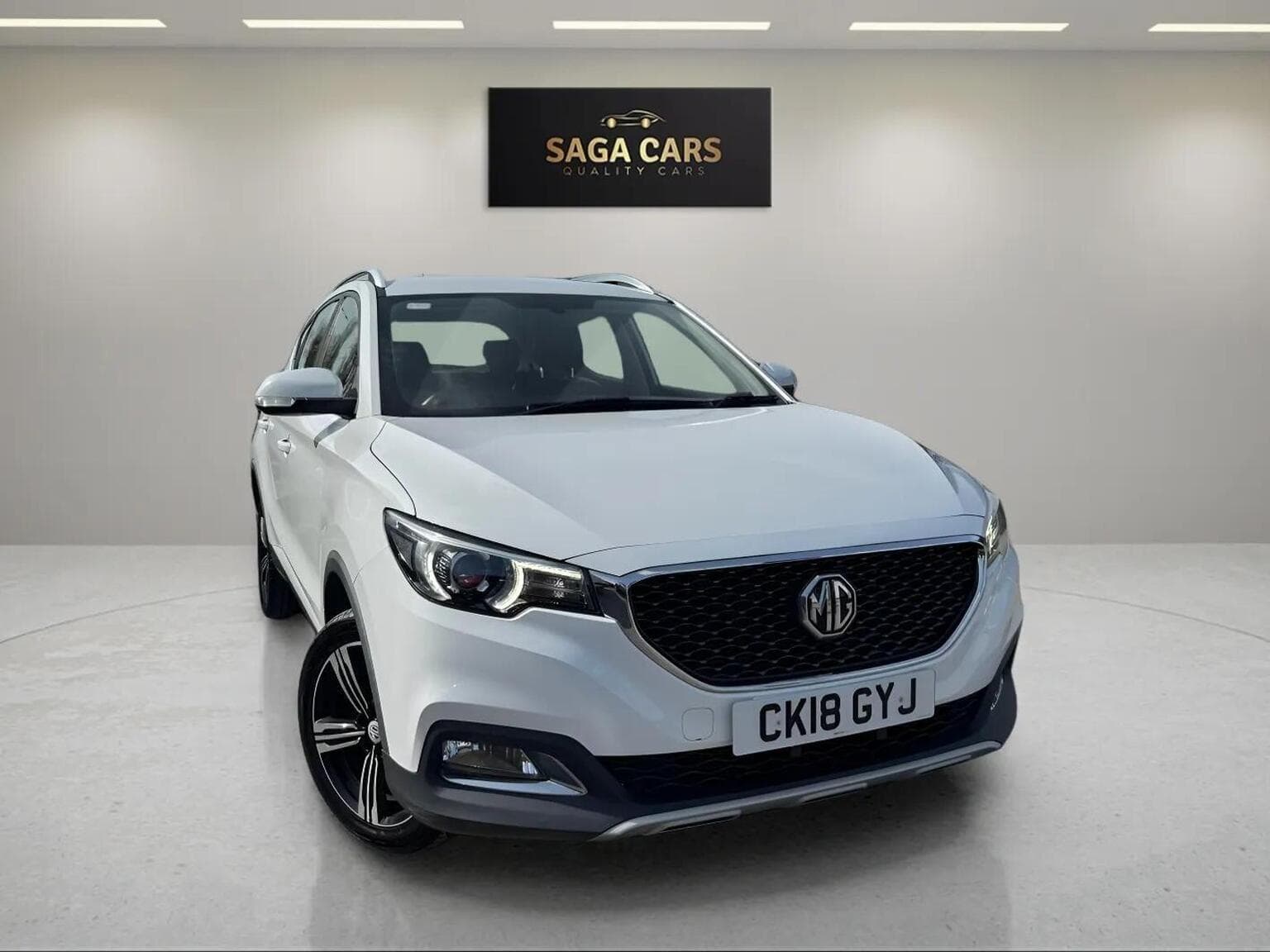 MG MG ZS - image 1 of 43