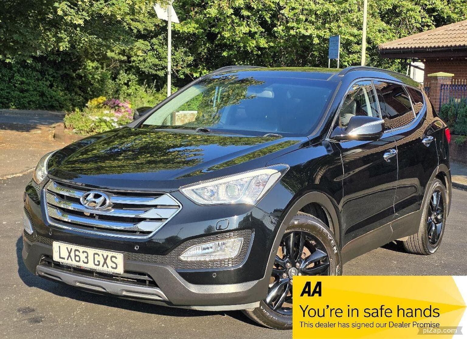 Hyundai Santa Fe - image 1 of 50