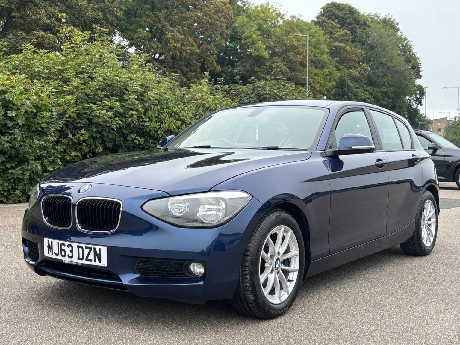 BMW 1 Series - image 1 of 41