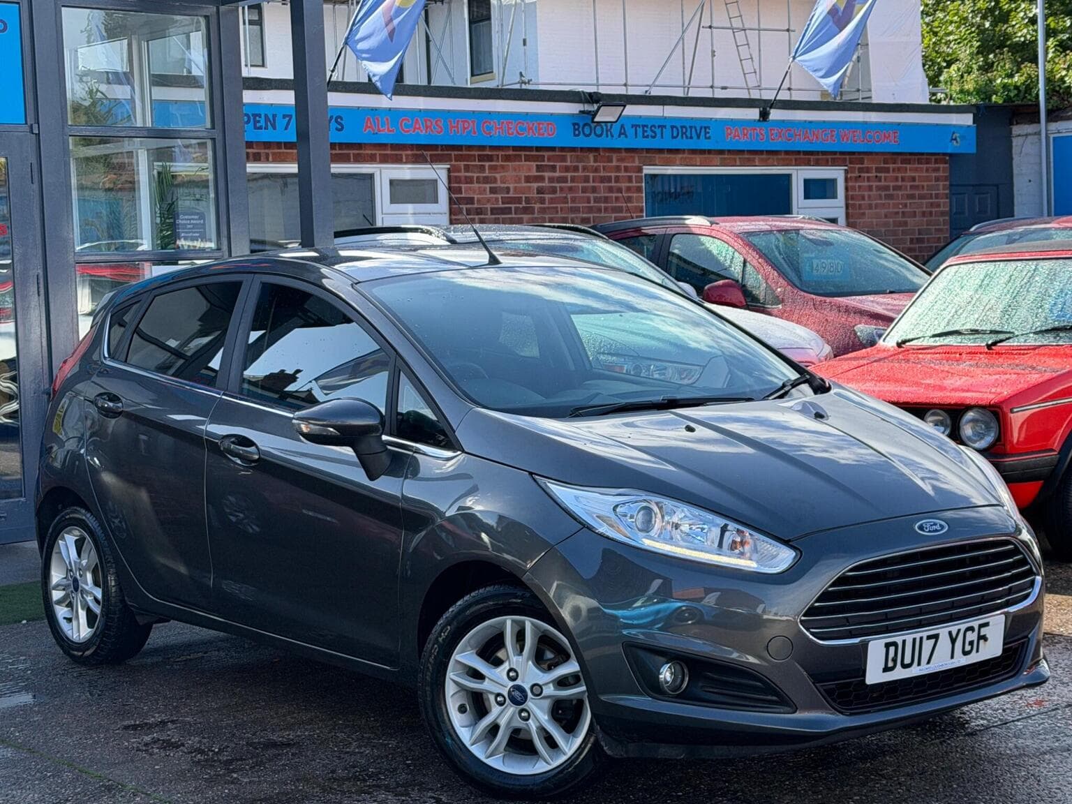 Ford Fiesta - image 1 of 70