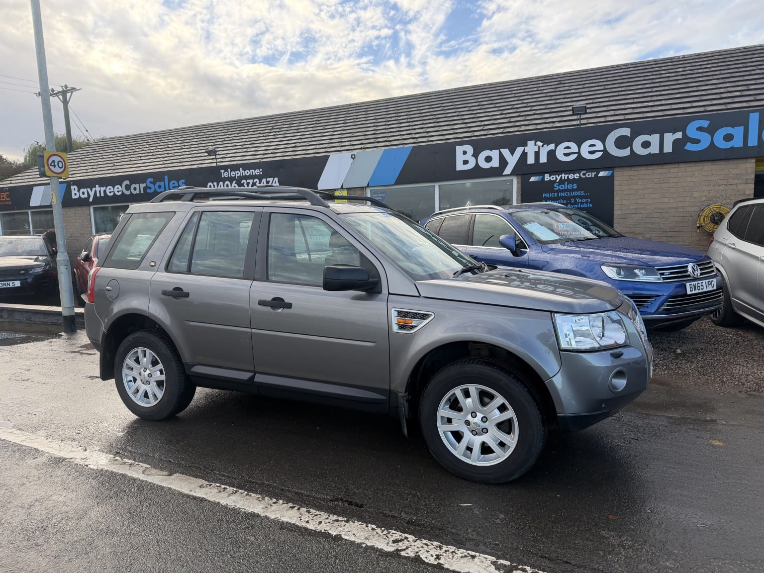 Land Rover Freelander 2 - image 1 of 17