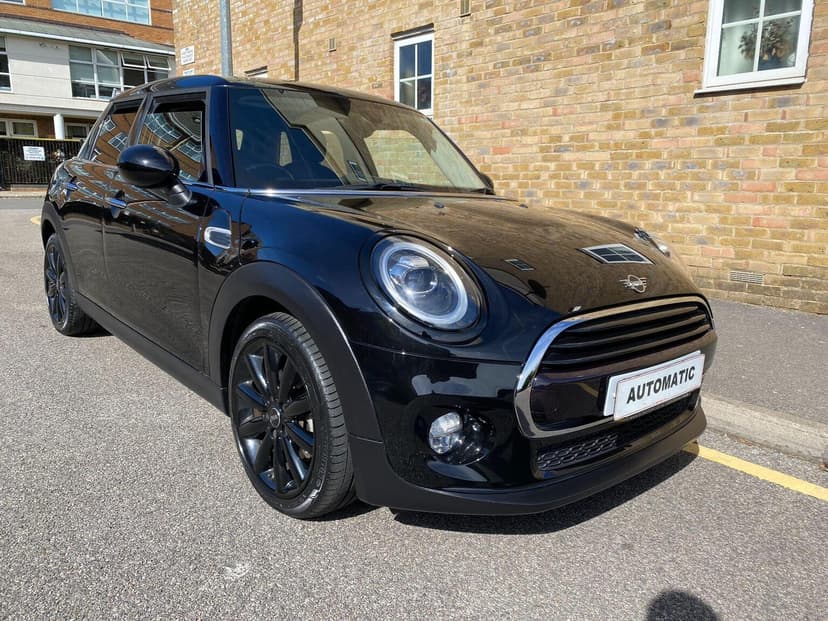 2018 MINI HATCH