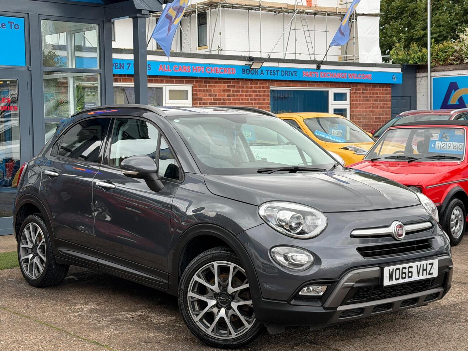 Fiat 500X - image 1 of 70
