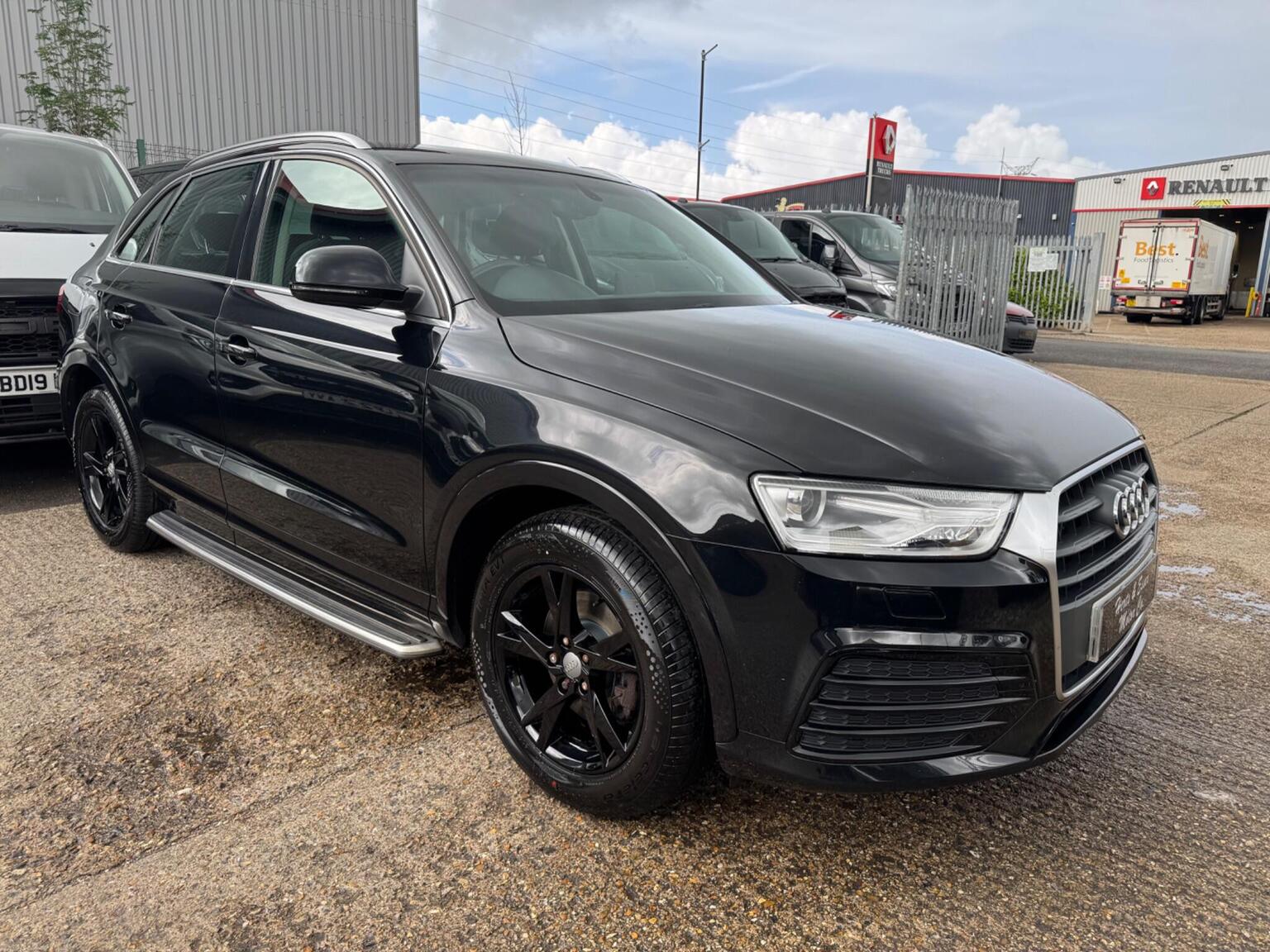 Audi Q3 - image 1 of 57