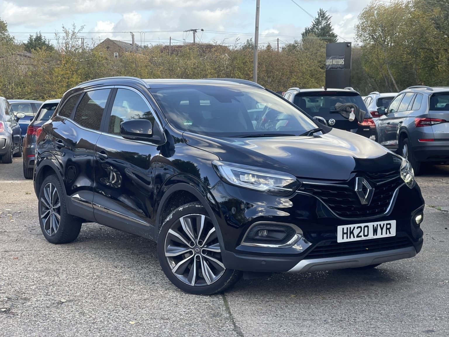 Renault Kadjar - image 1 of 70