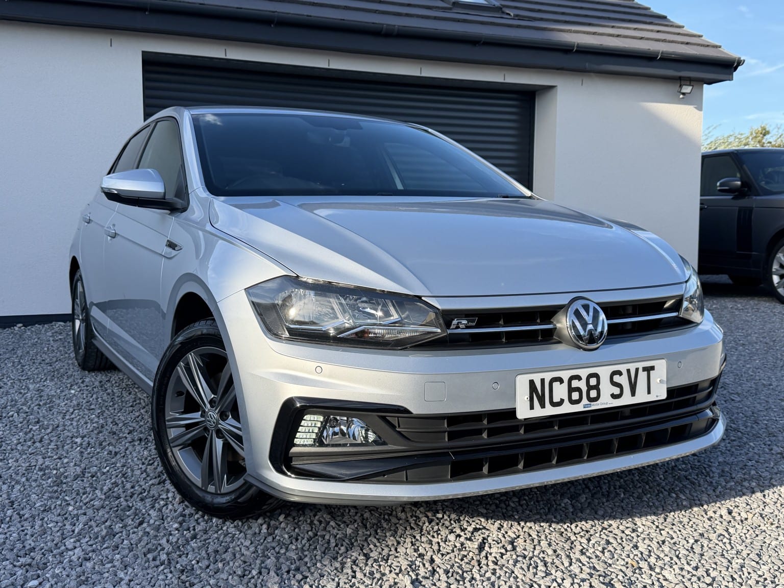 Volkswagen Polo - image 1 of 37
