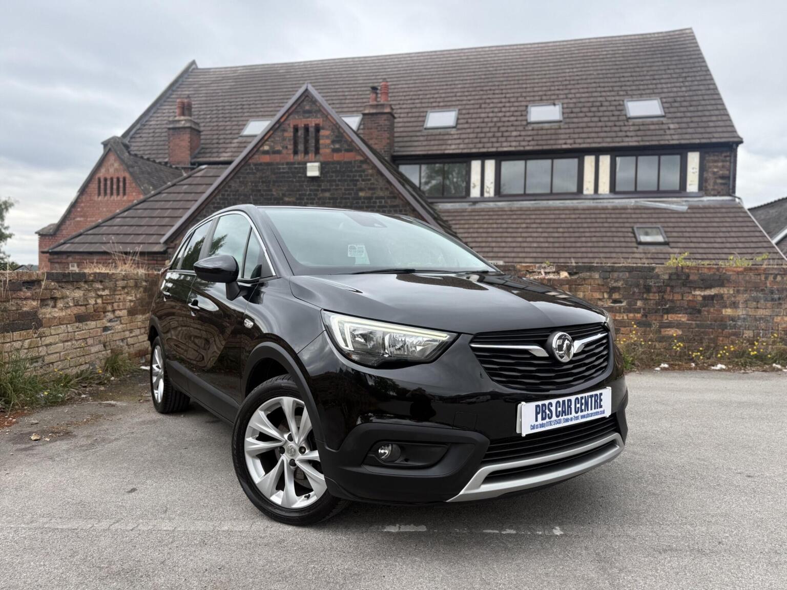 Vauxhall Crossland X - image 1 of 74