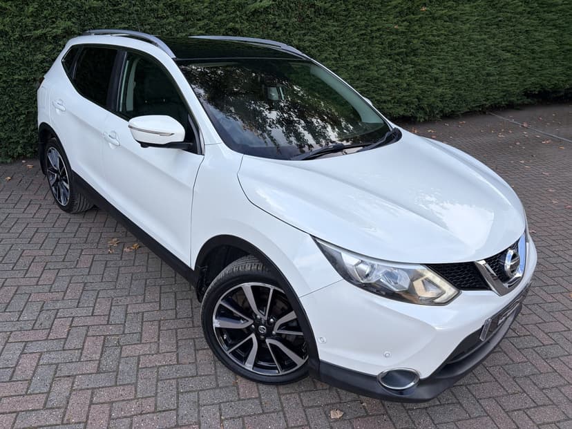 2014 NISSAN QASHQAI