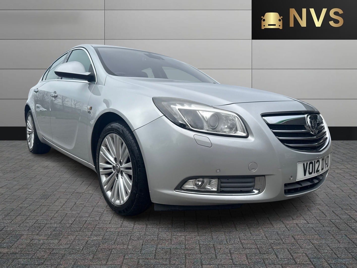 VAUXHALL INSIGNIA - image 1 of 13