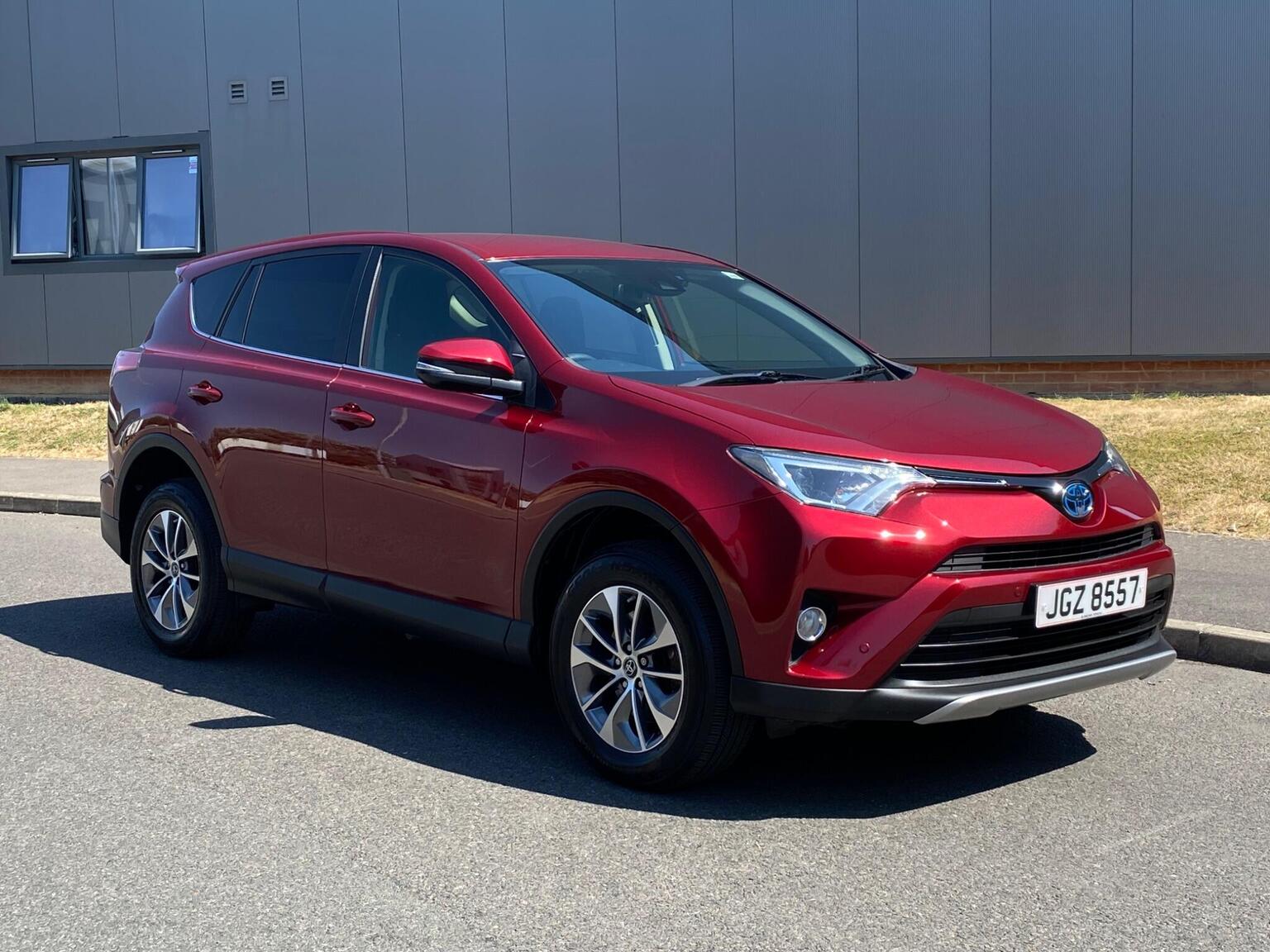 Toyota RAV4 - image 1 of 60
