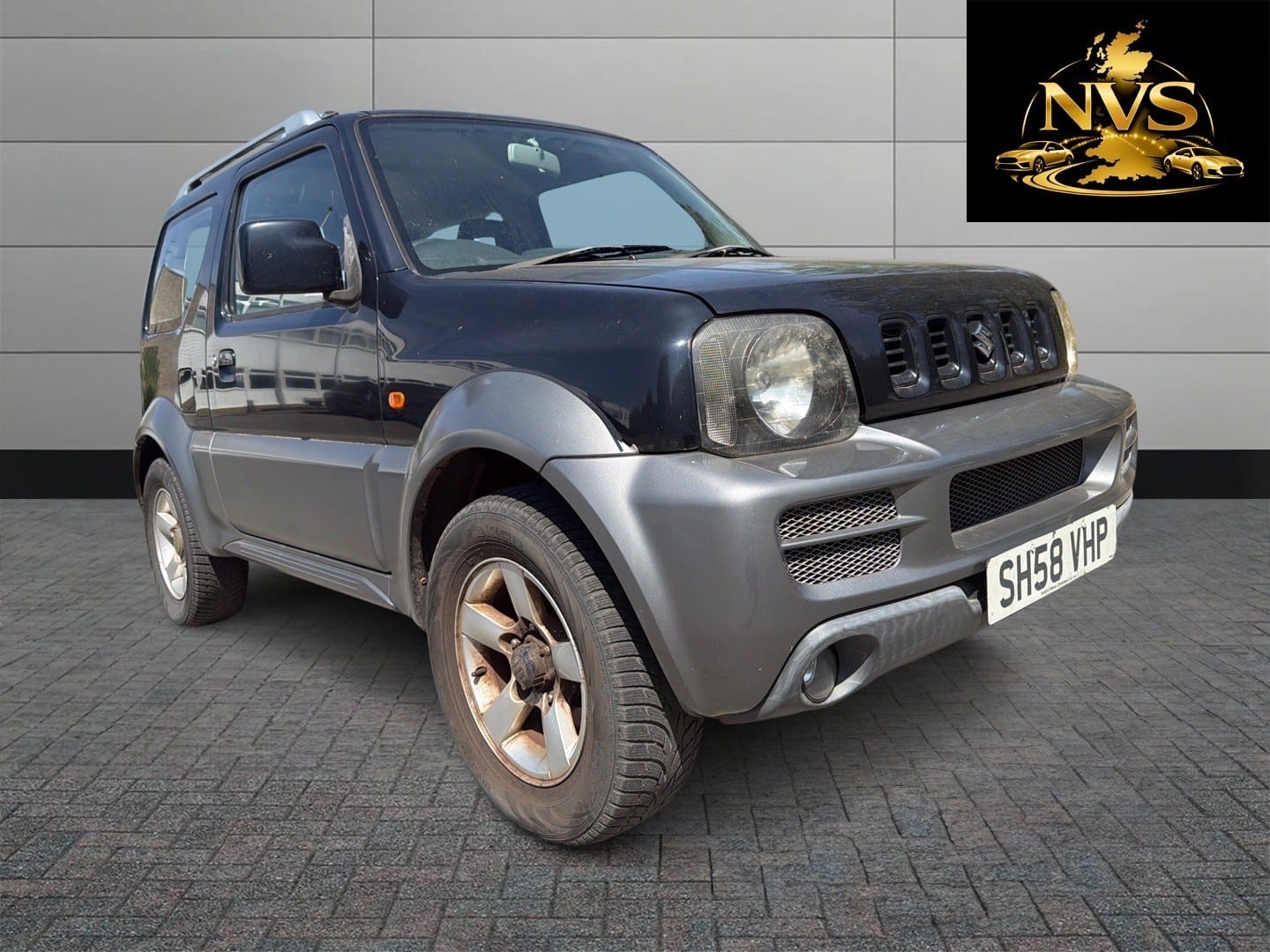 SUZUKI JIMNY - image 1 of 12