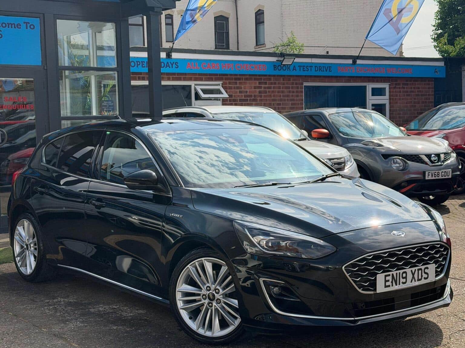 Ford Focus - image 1 of 72