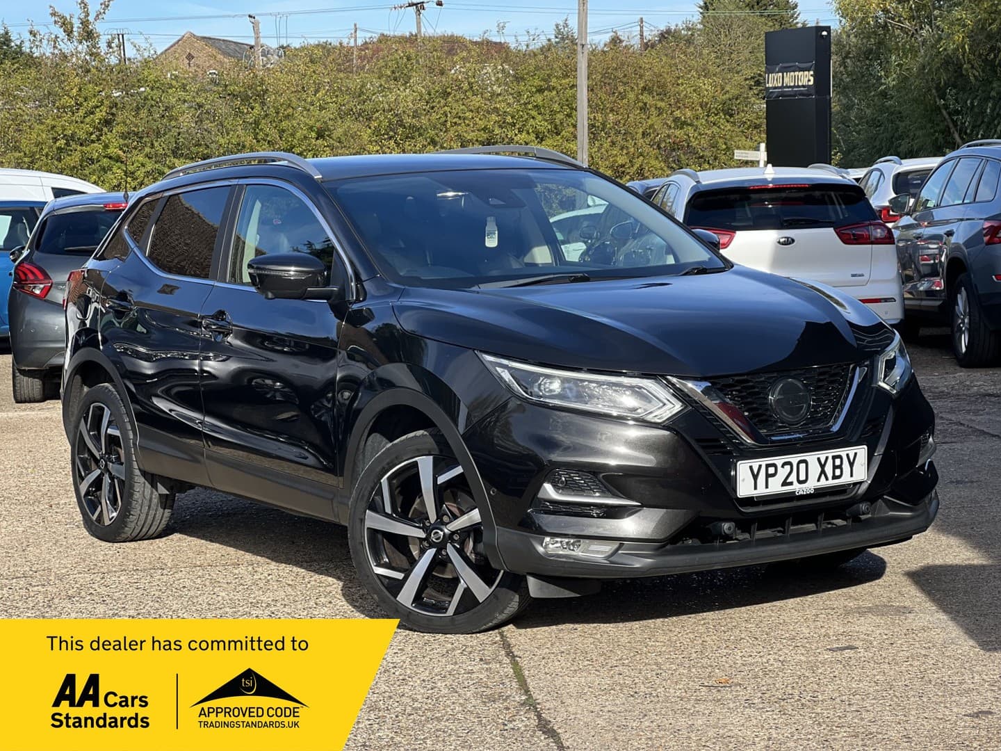 Nissan Qashqai - image 1 of 70