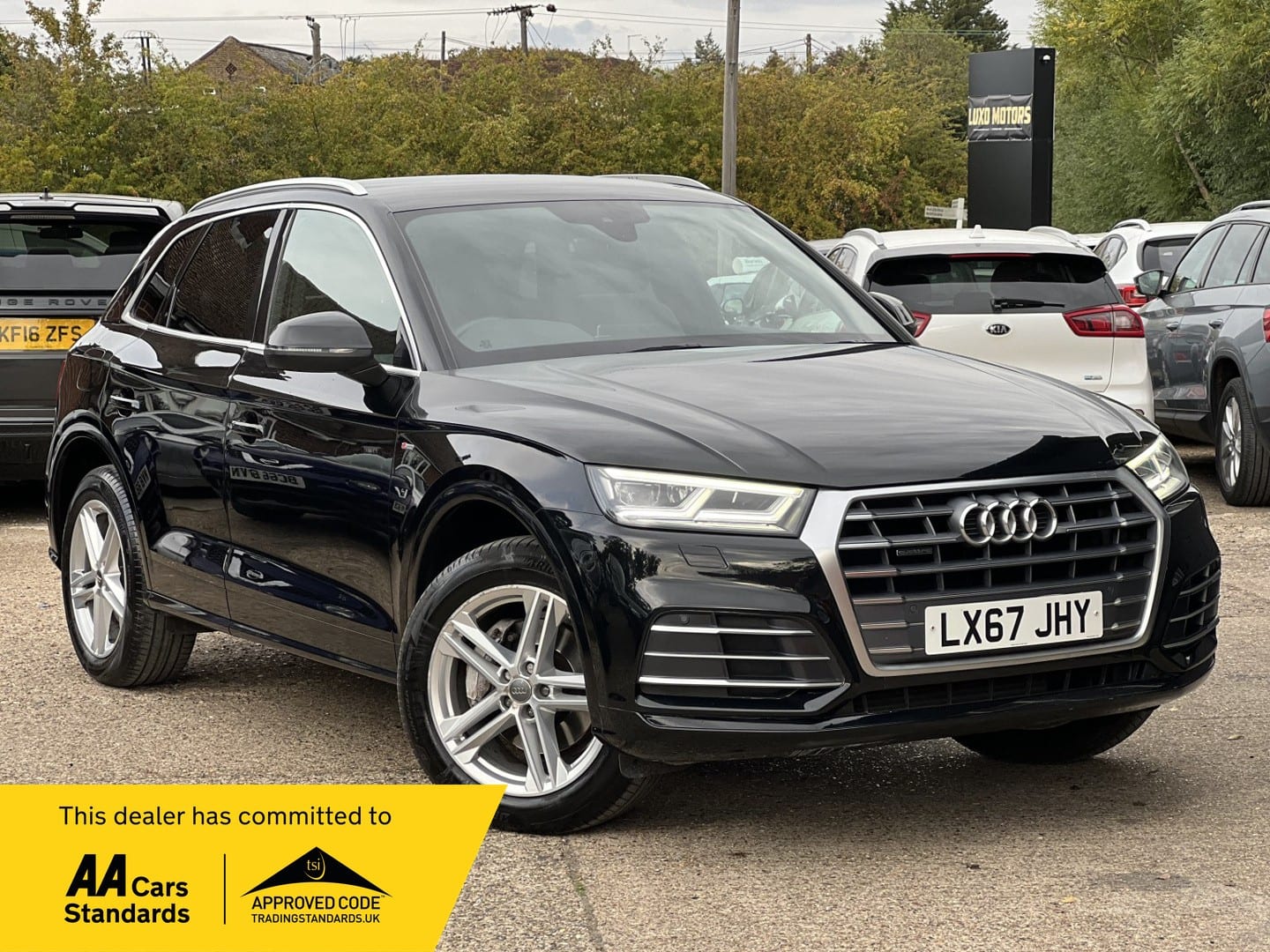 Audi Q5 - image 1 of 73