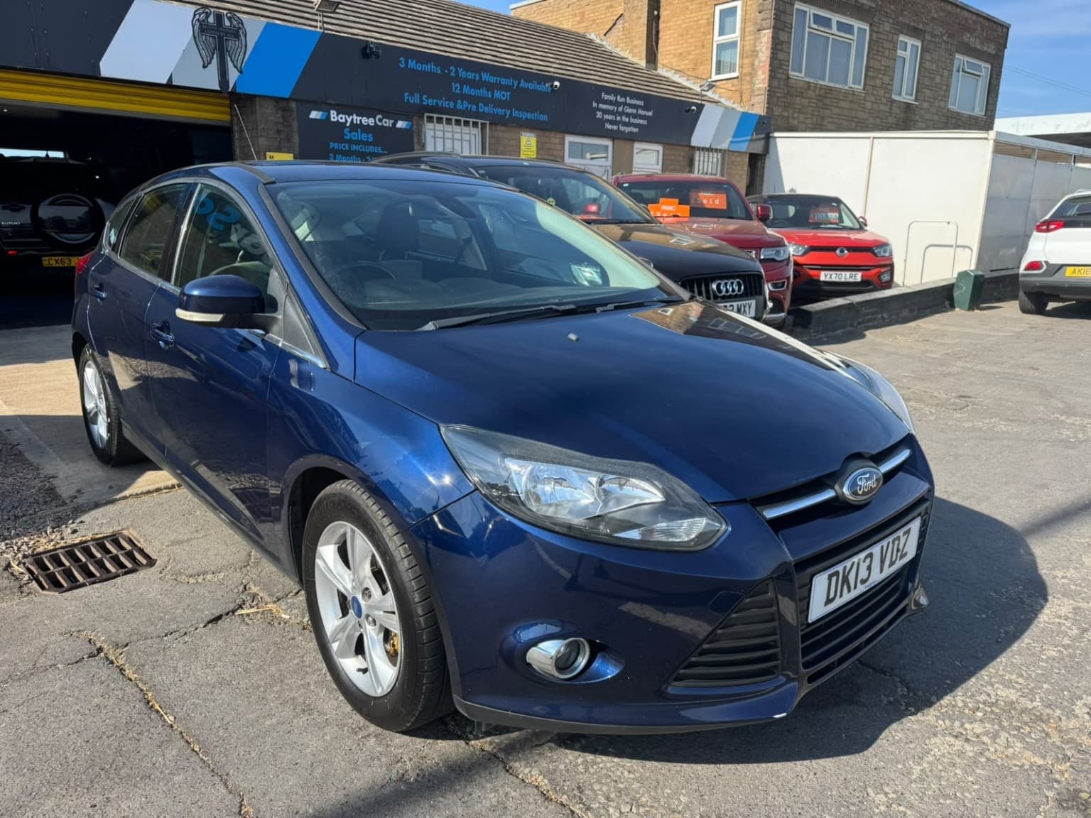 Ford Focus - image 1 of 18