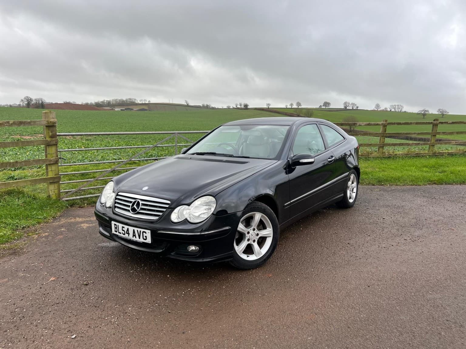 Mercedes-Benz C Class - image 1 of 11