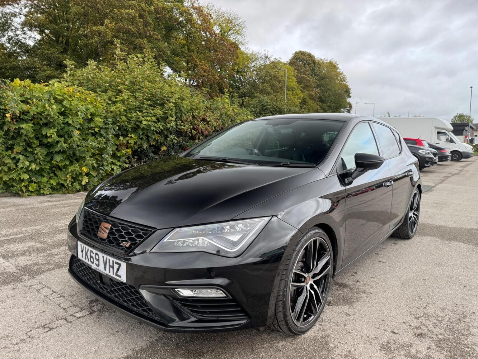 SEAT Leon - image 1 of 54