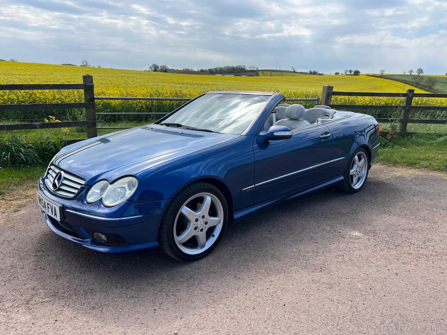 Mercedes-Benz CLK - image 1 of 15