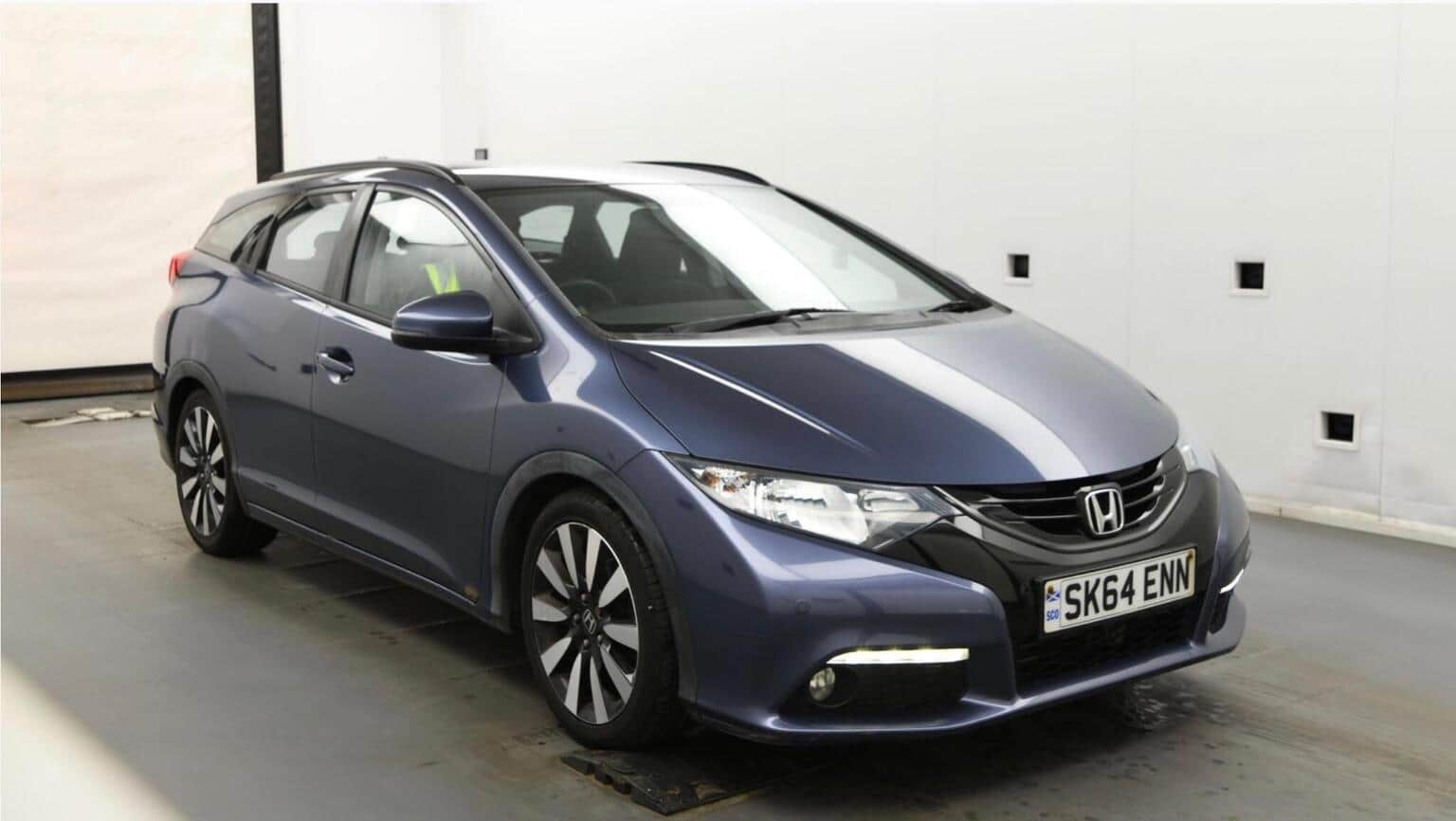 Honda Civic - image 1 of 7