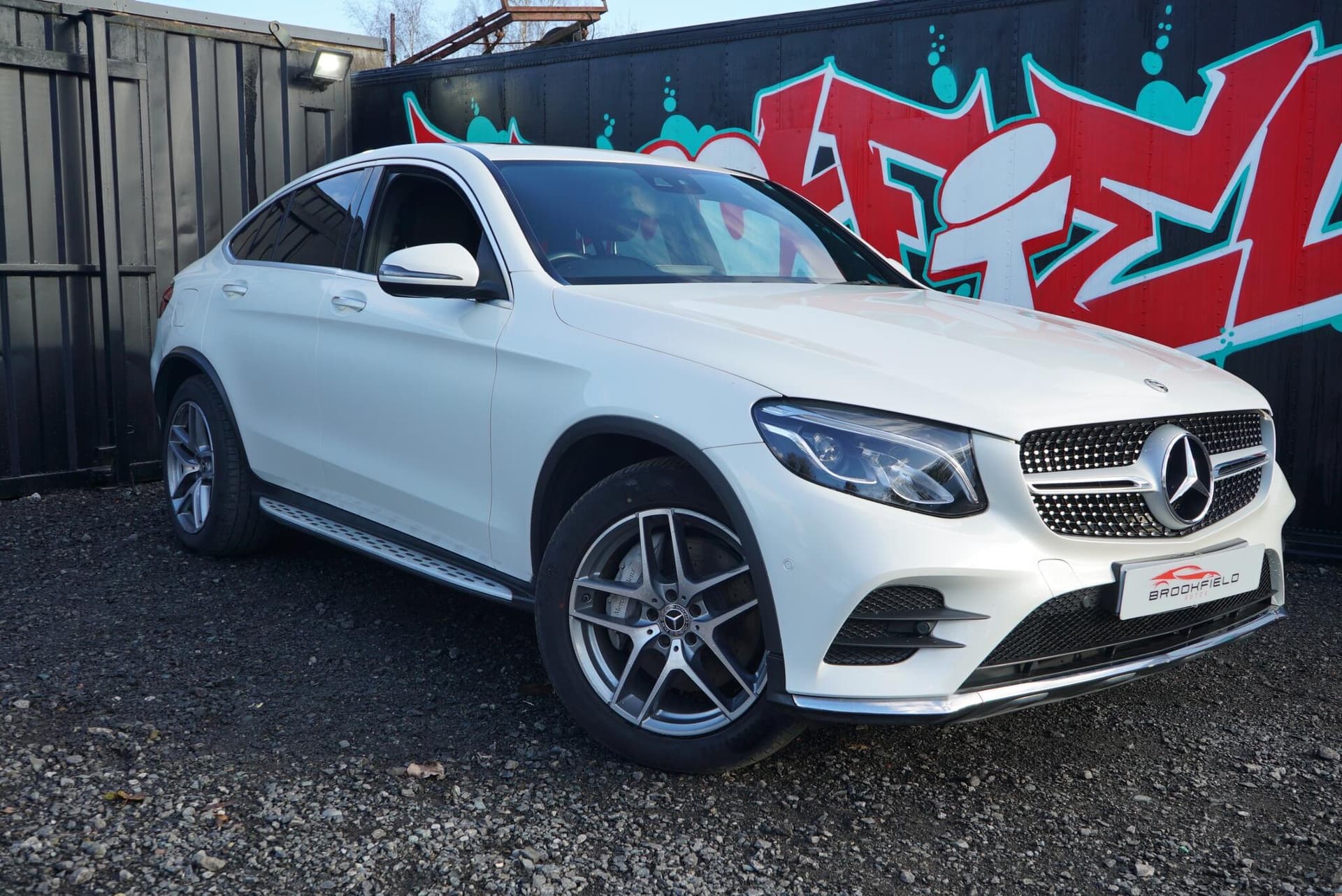 Mercedes-Benz GLC - image 1 of 89