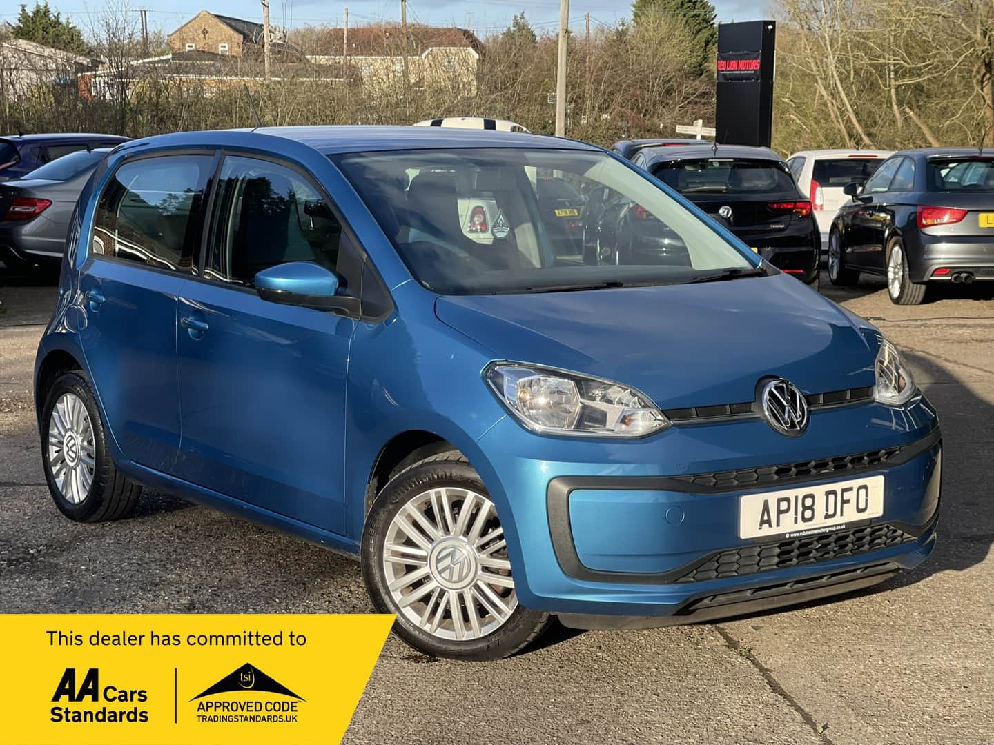 Volkswagen up! - image 1 of 57