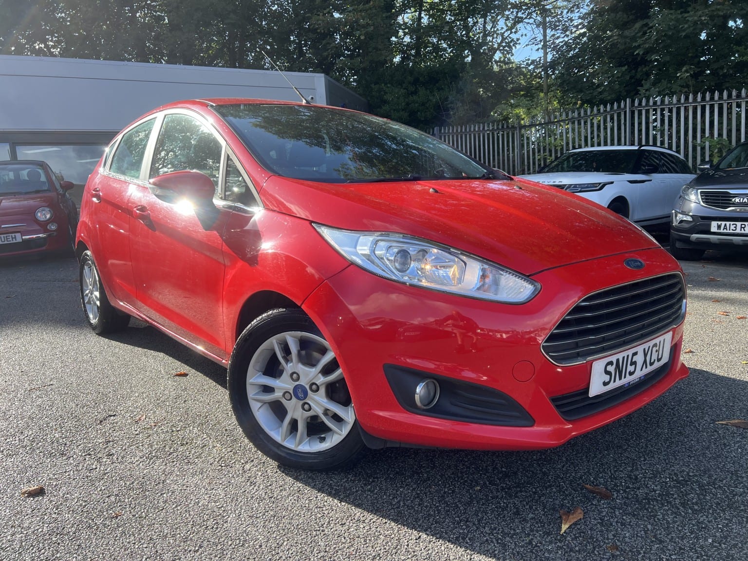 Ford Fiesta - image 1 of 19