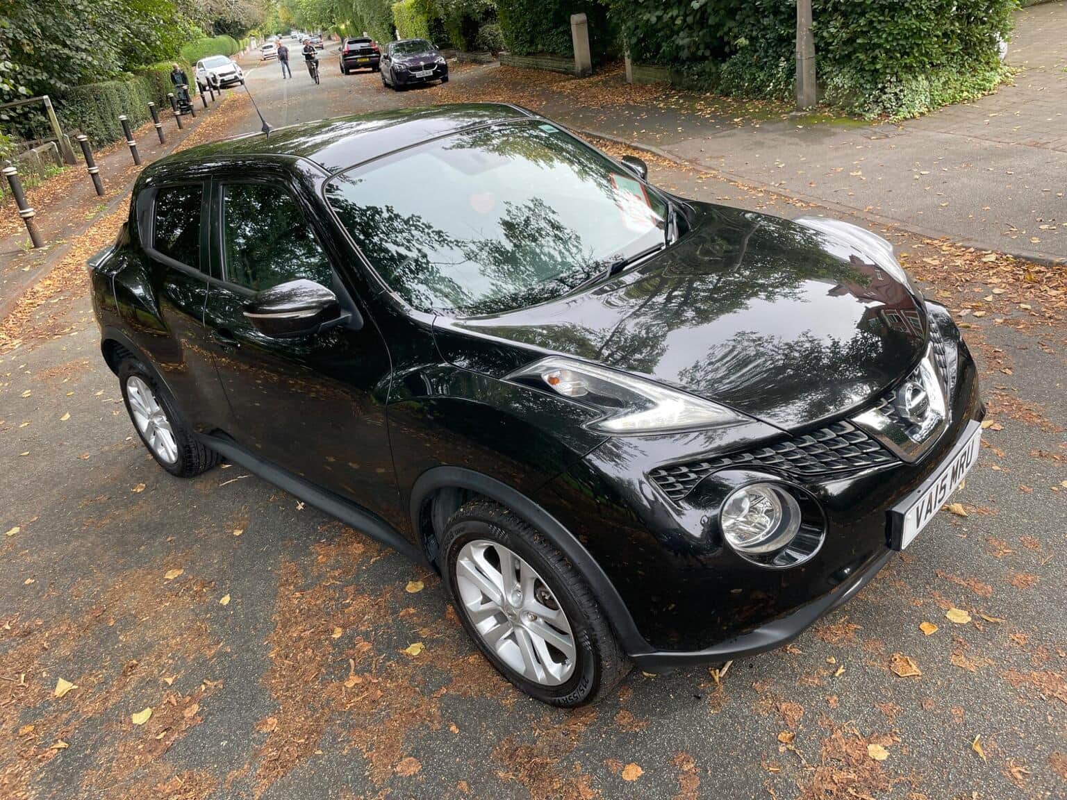 Nissan Juke - image 1 of 40