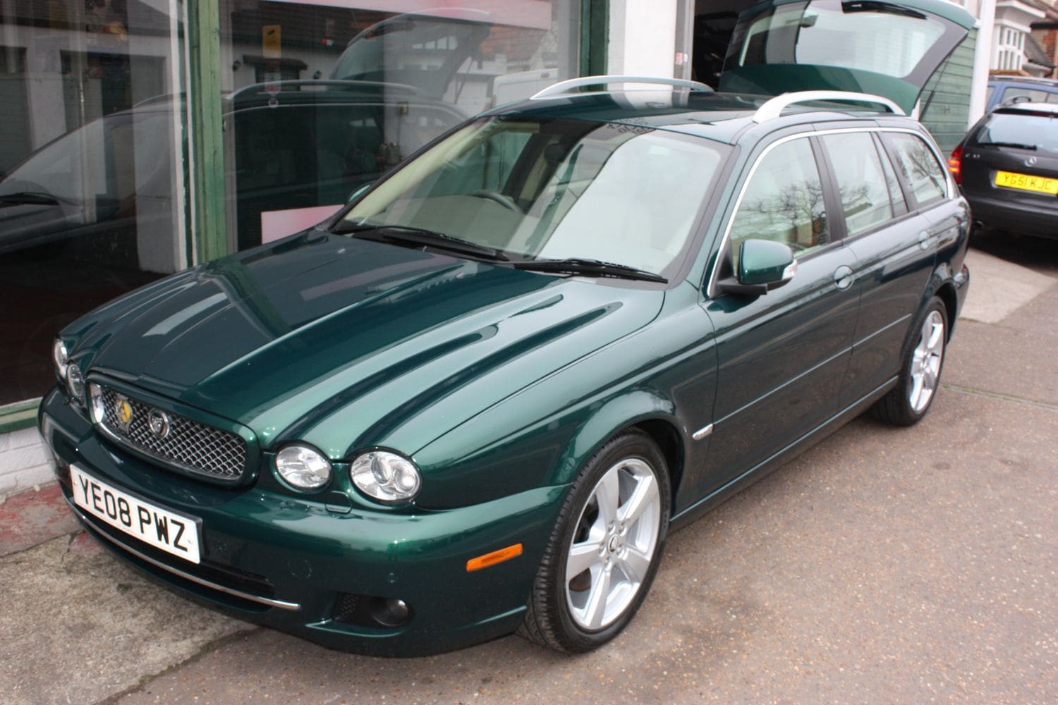 2008 Jaguar X-Type SE in green