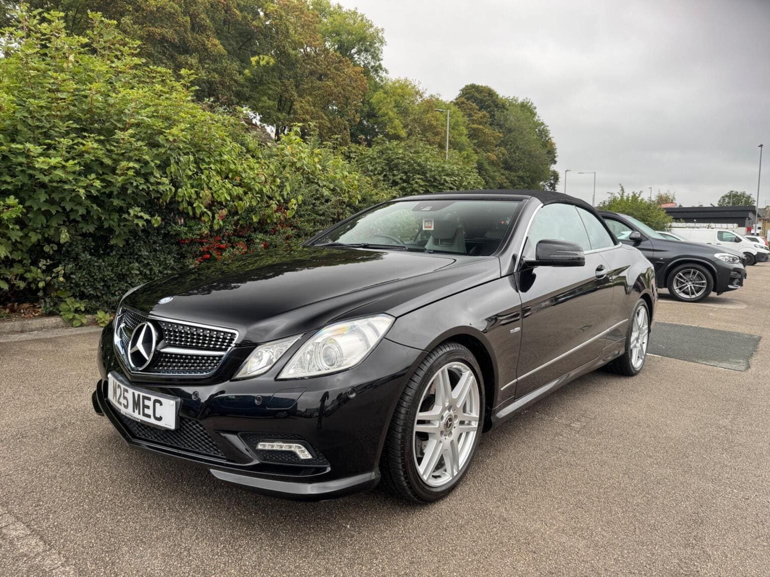 Mercedes-Benz E Class - image 1 of 68