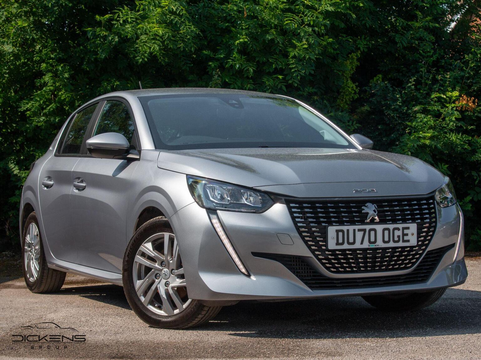 Peugeot 208 - image 1 of 31