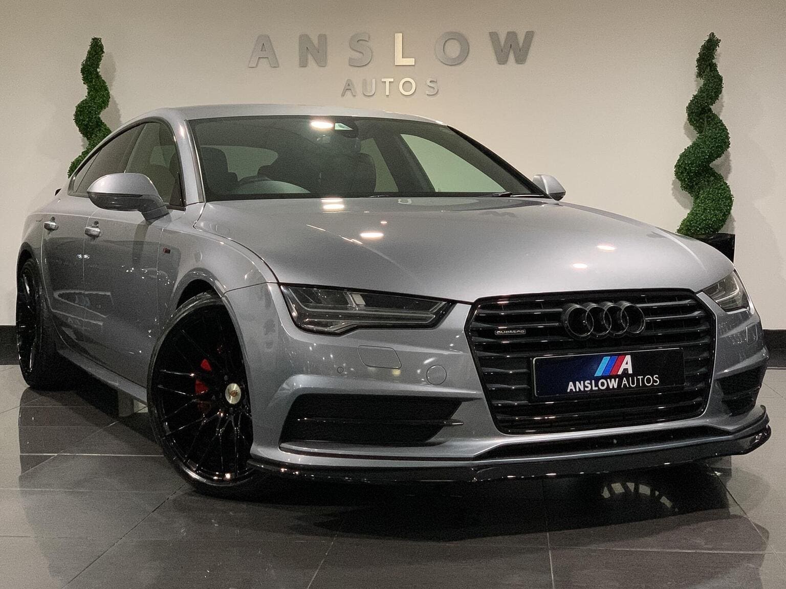 Audi A7 - image 1 of 36