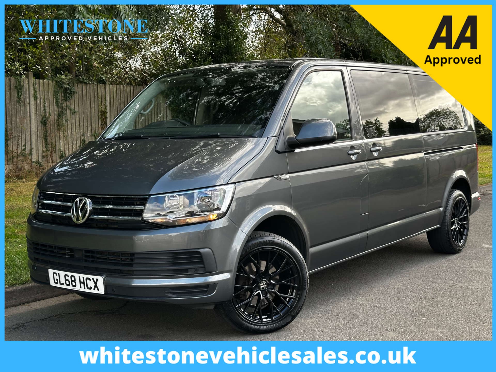 Volkswagen Transporter - image 1 of 6