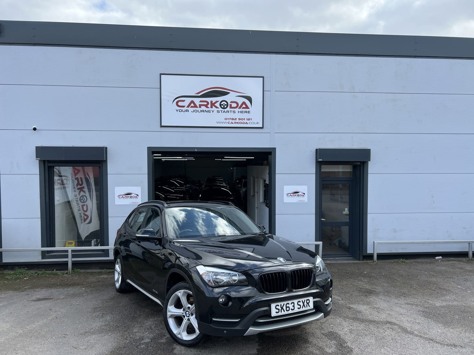 BMW X1 - image 1 of 82