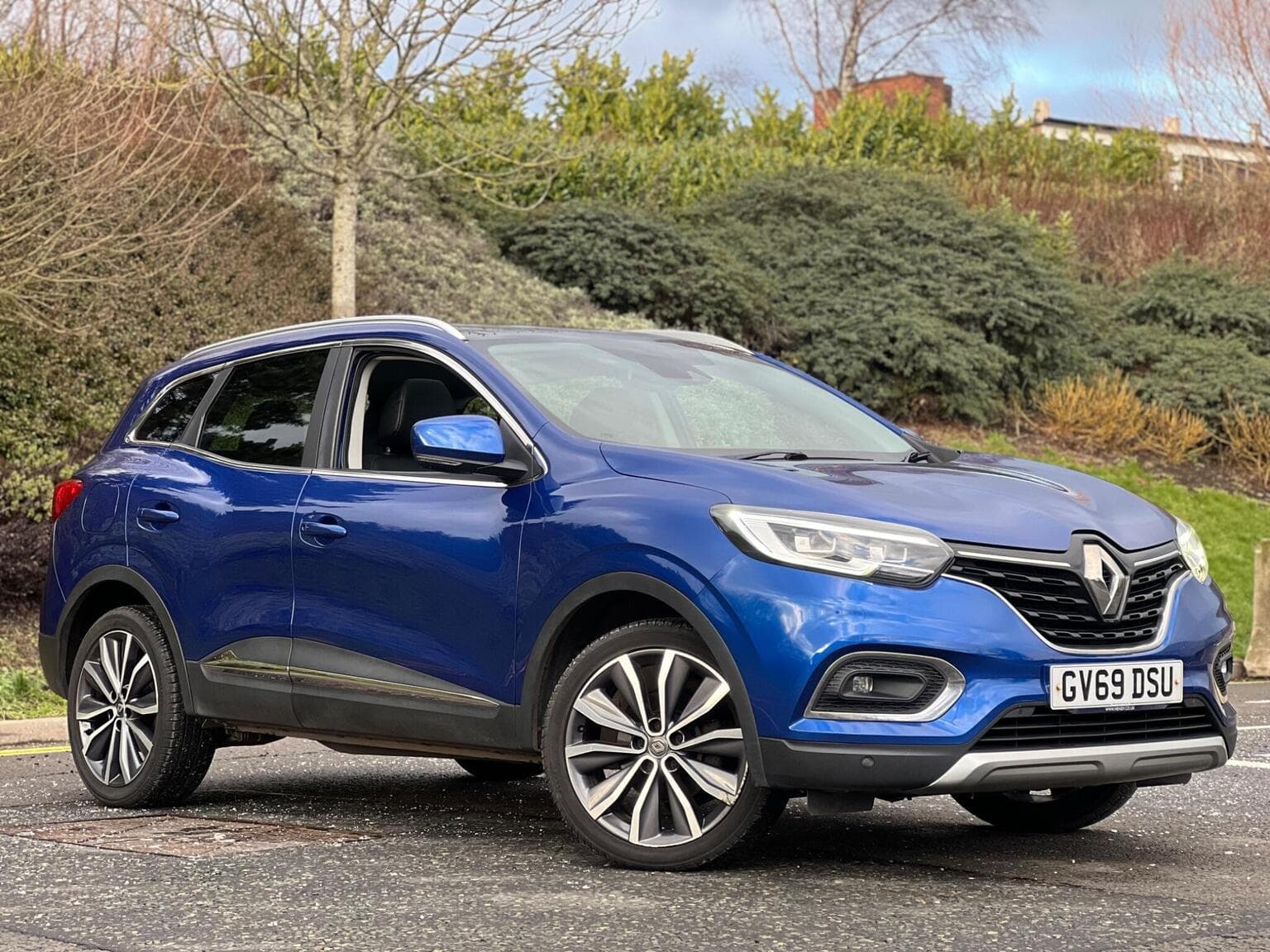 Renault Kadjar - image 1 of 45