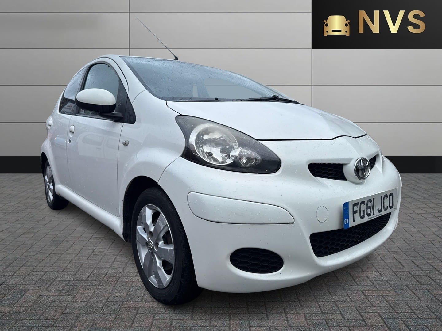 TOYOTA AYGO - image 1 of 13