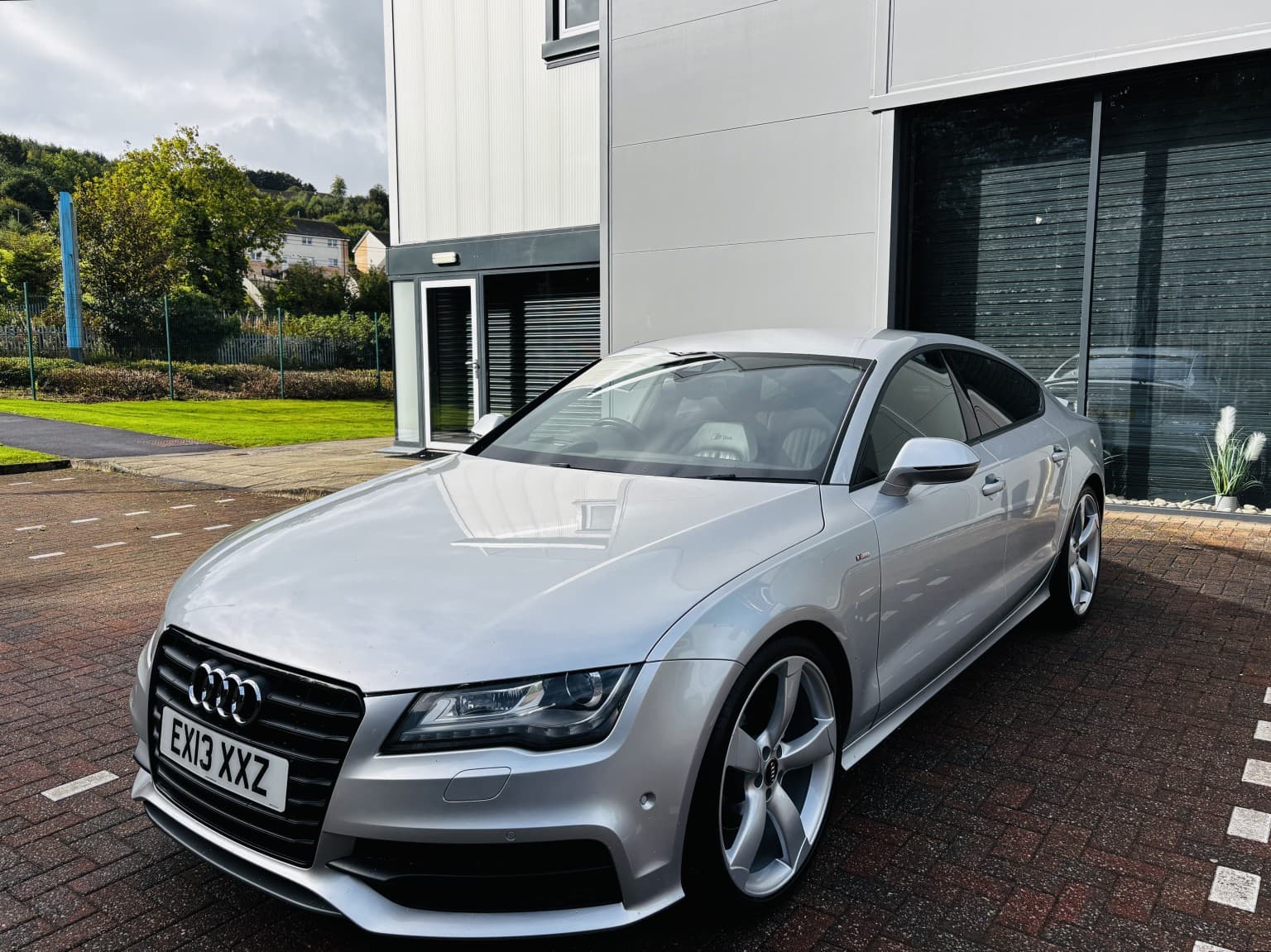 Audi A7 - image 1 of 67