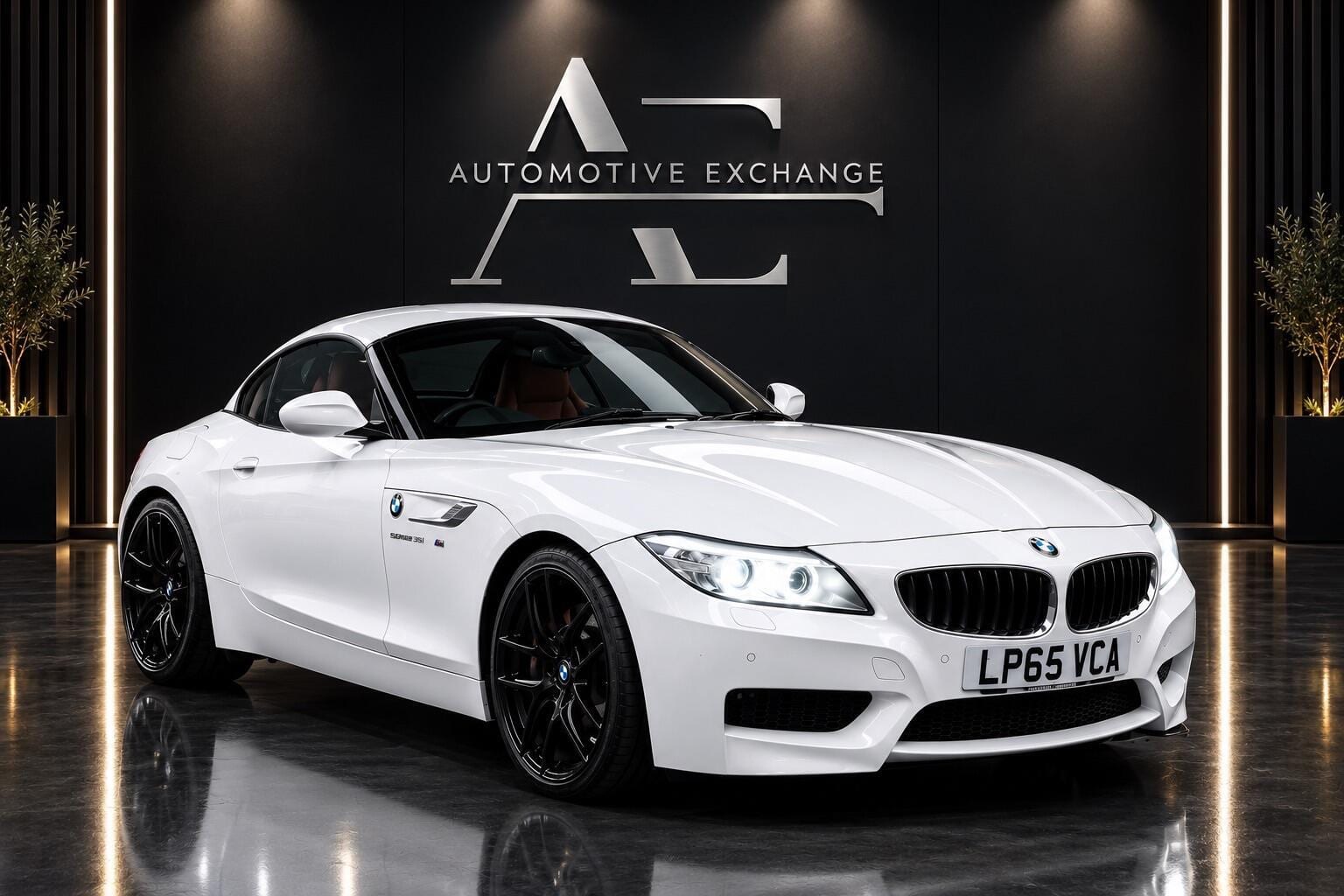 2016 BMW Z4 2.0 20i M Sport Auto sDrive Euro 6 2dr in white — photo 1 of 6