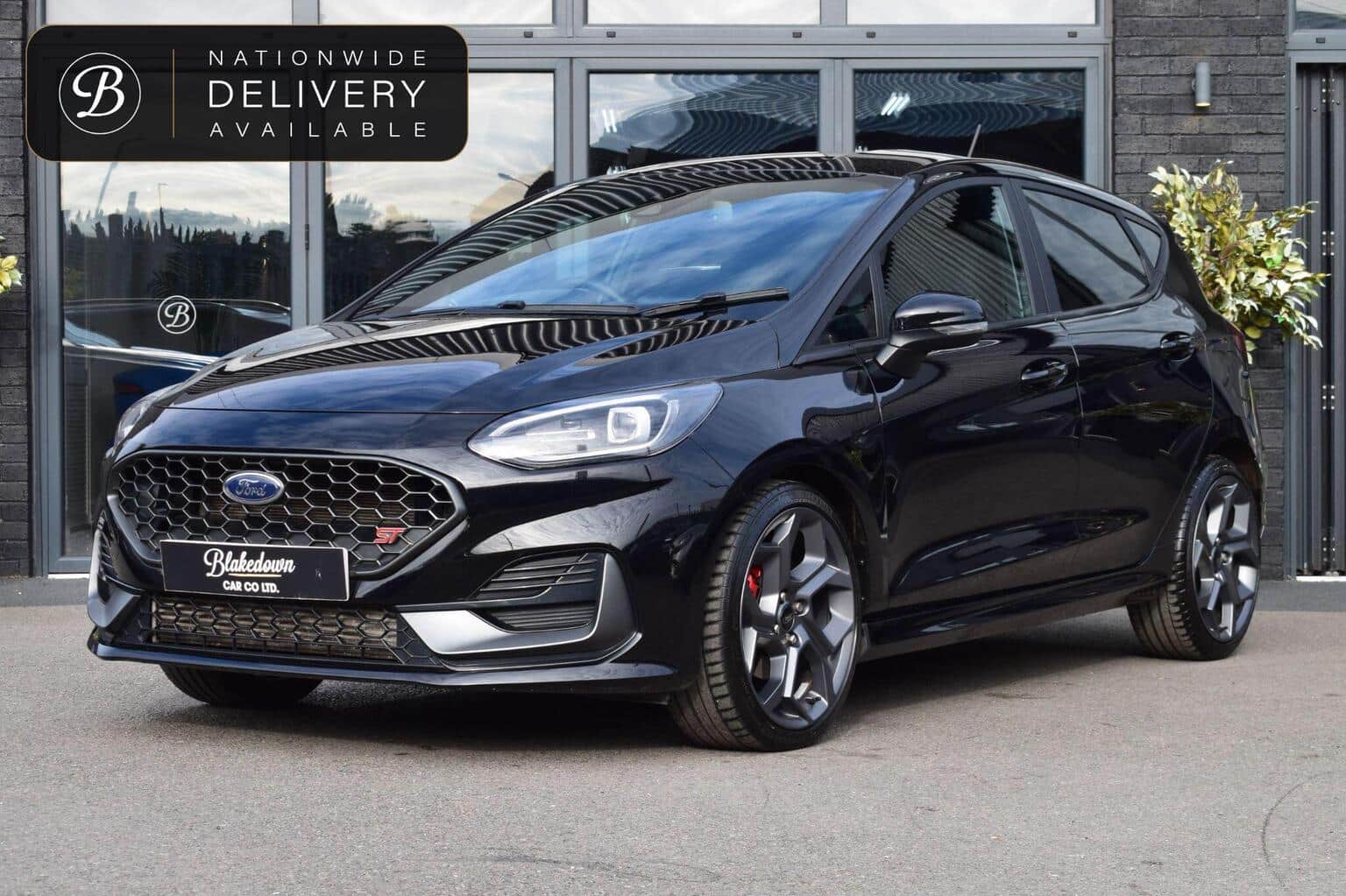 Ford Fiesta - image 1 of 47