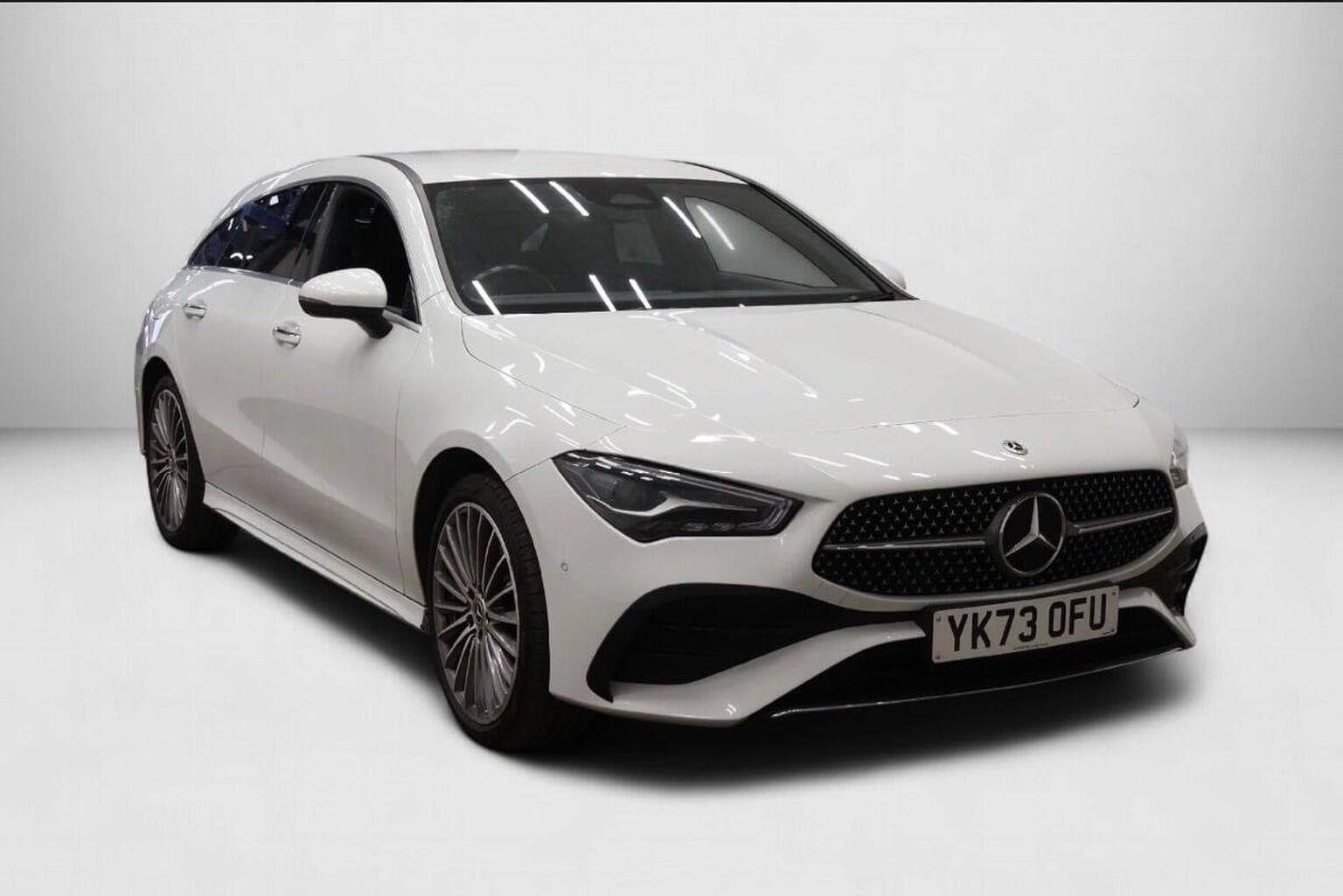 Mercedes-Benz CLA - image 1 of 10
