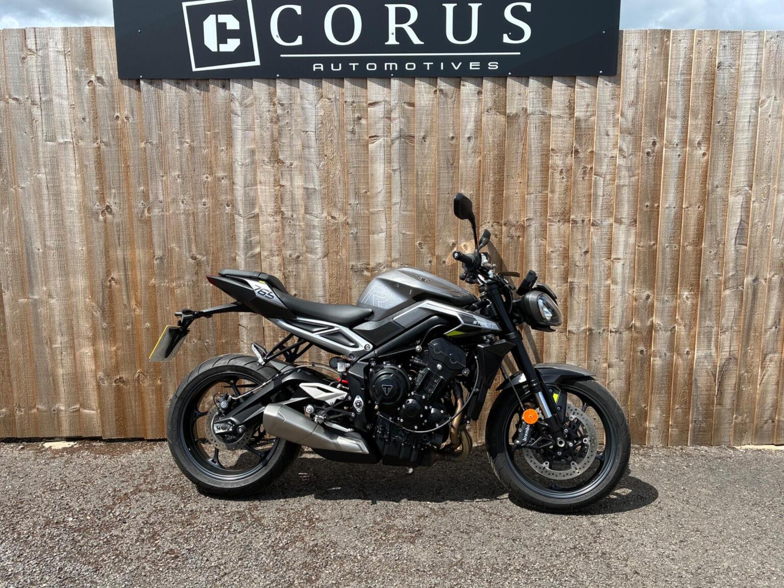 Triumph Street Triple 765 - image 1 of 20