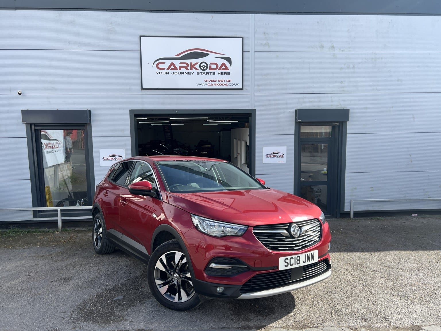 Vauxhall Grandland X - image 1 of 83