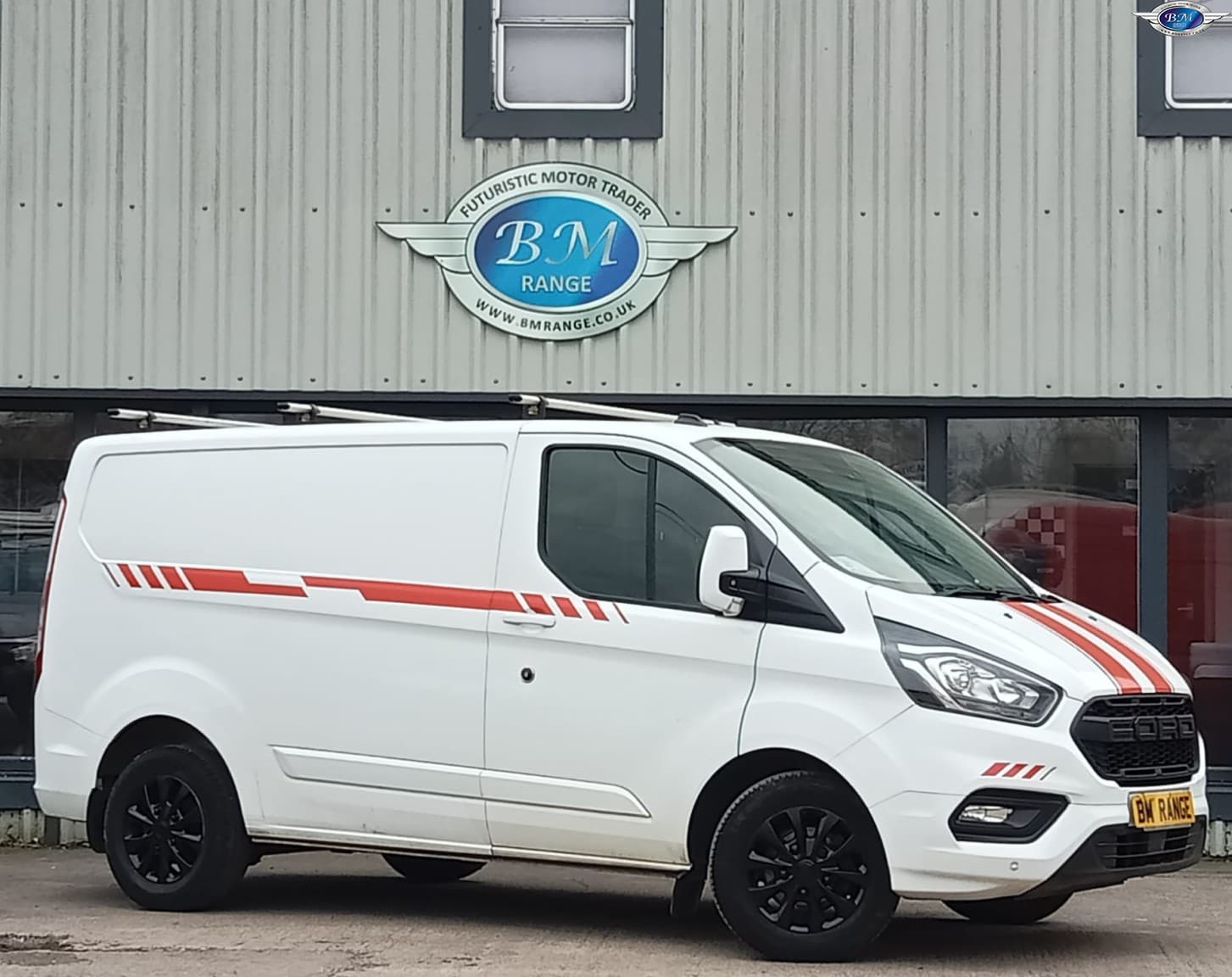 2022 Ford Transit Custom 2.0 Transit Custom Limited Van 320 L1 — photo 1 of 23
