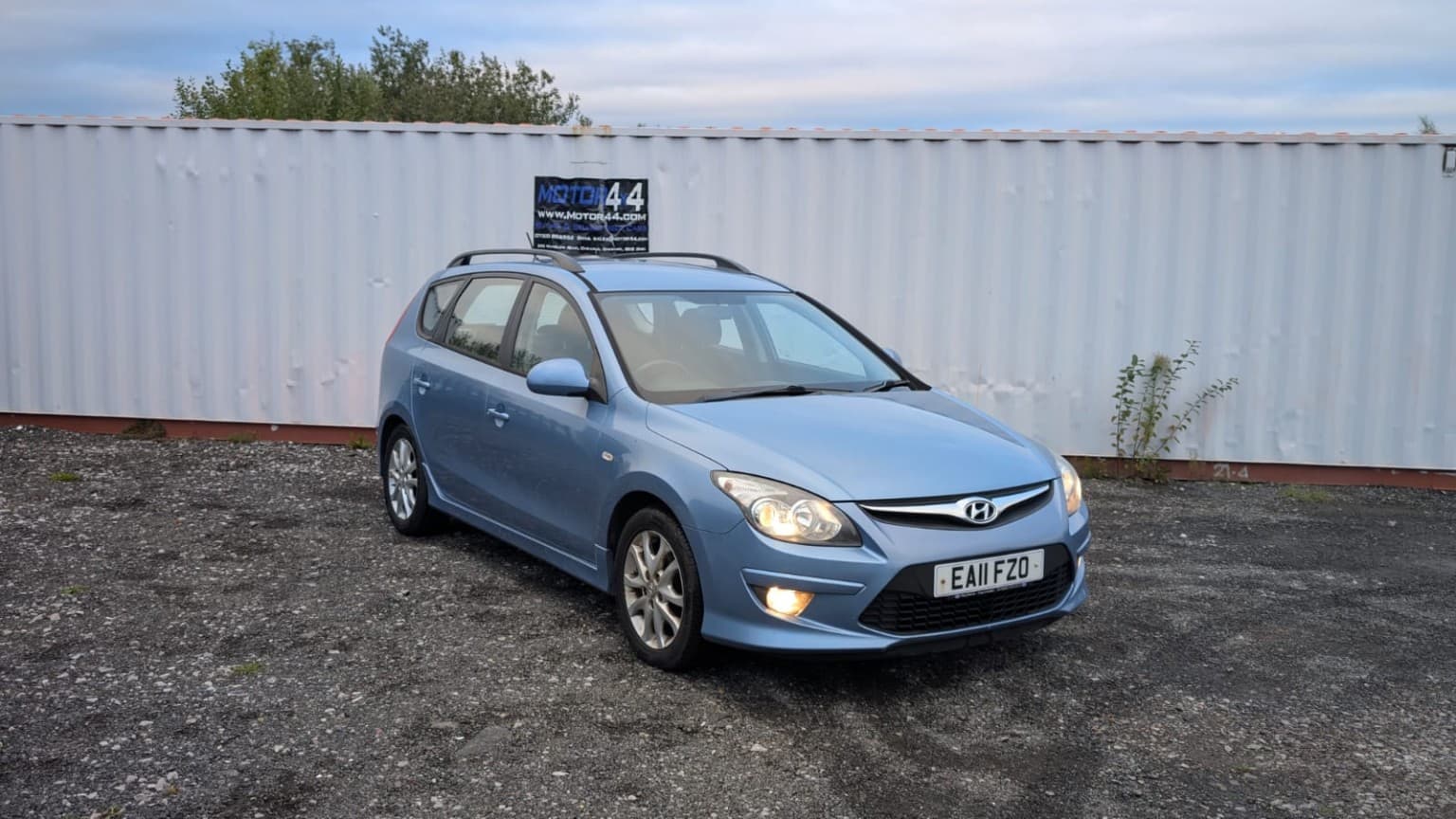 Hyundai i30 - image 1 of 34